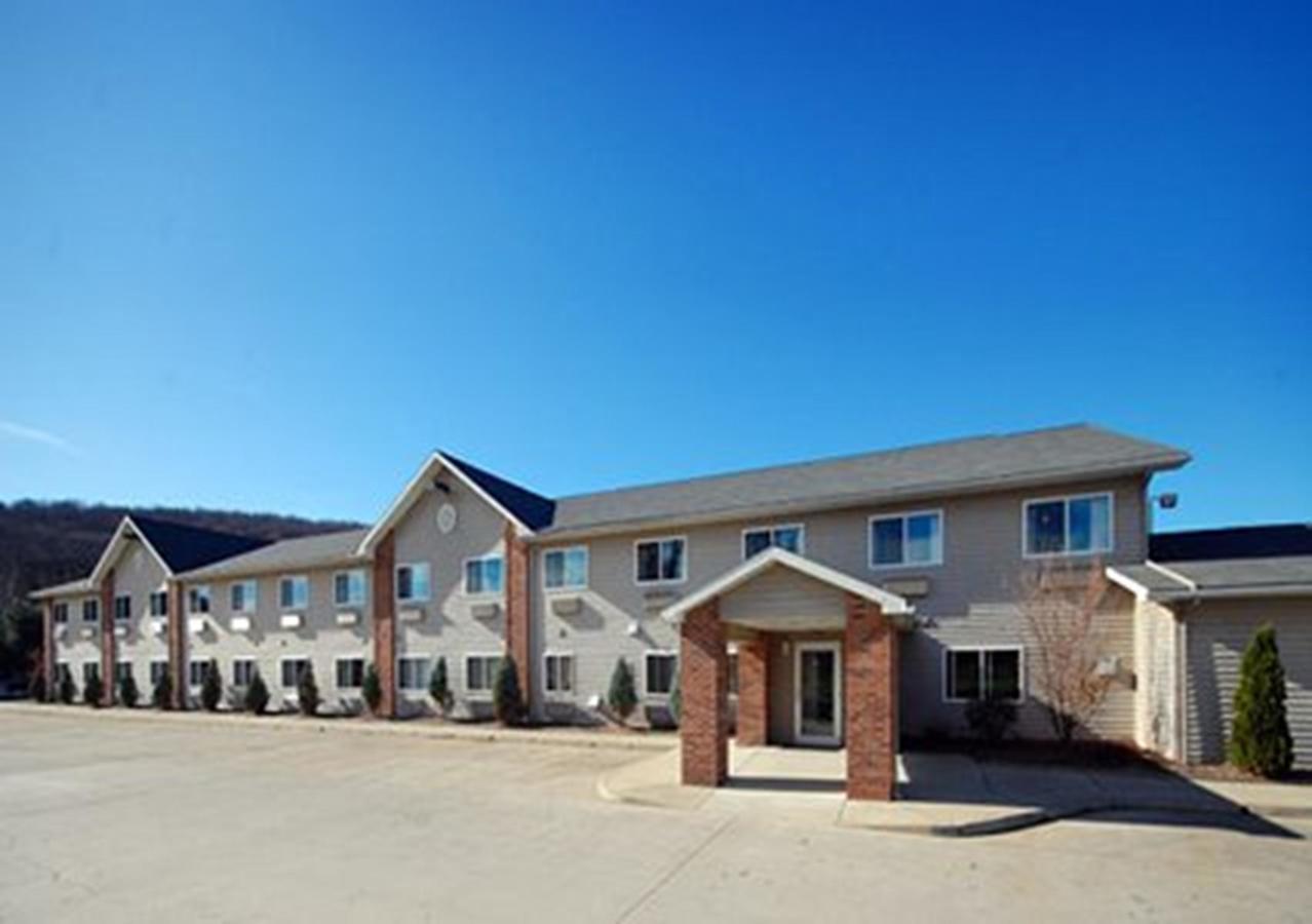 Quality Inn & Suites Titusville Kültér fotó
